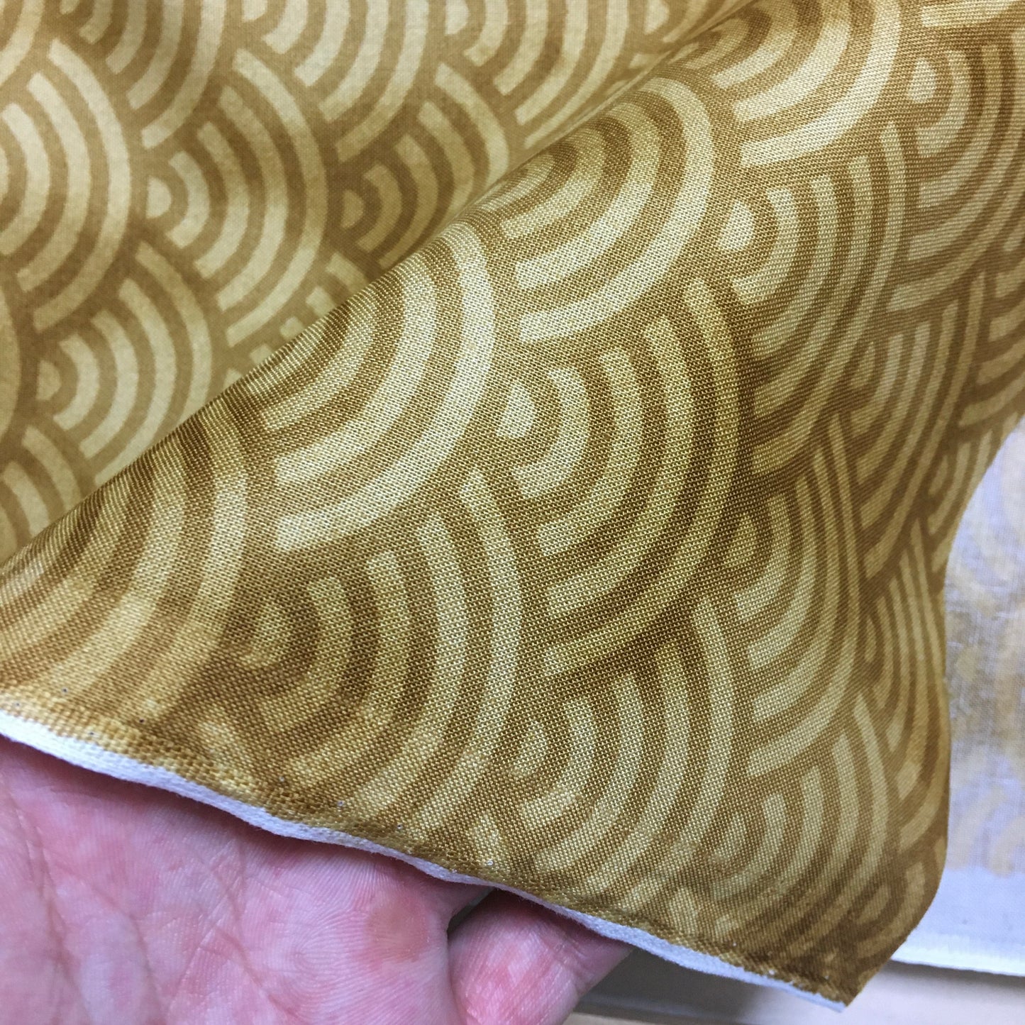 99-200 Qinghai wave pattern, Japanese pattern, 100% Cotton, Sheeting, Brown, 2m
